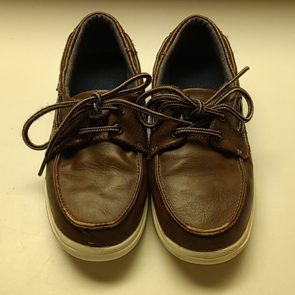 Boys Sperry's